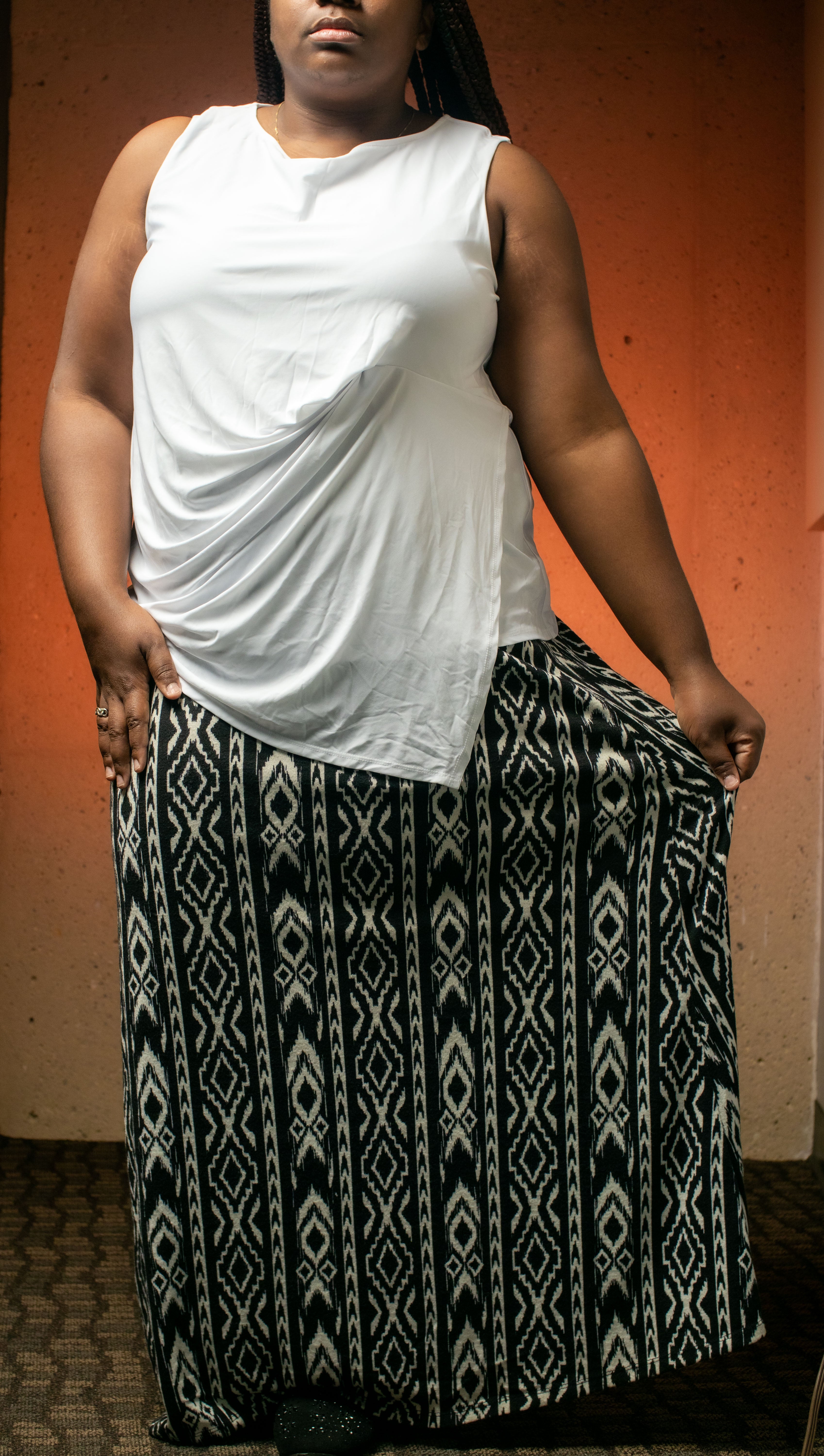 Sophiciated Black & White Skirt